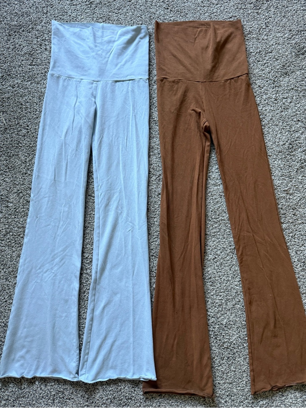SKIMS High-Waist Flare Leggings in Light Blue and Brown